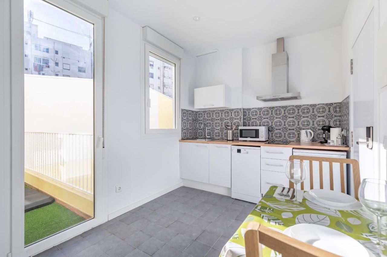 Gorgeous Apt With A Large Private Terrace Valencia Exterior photo